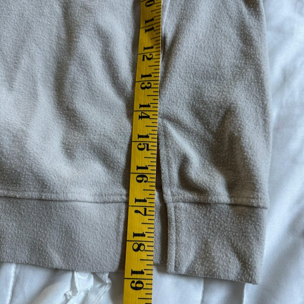 Mod Ref Womans Cream Button Collared Pullover Lon… - image 7